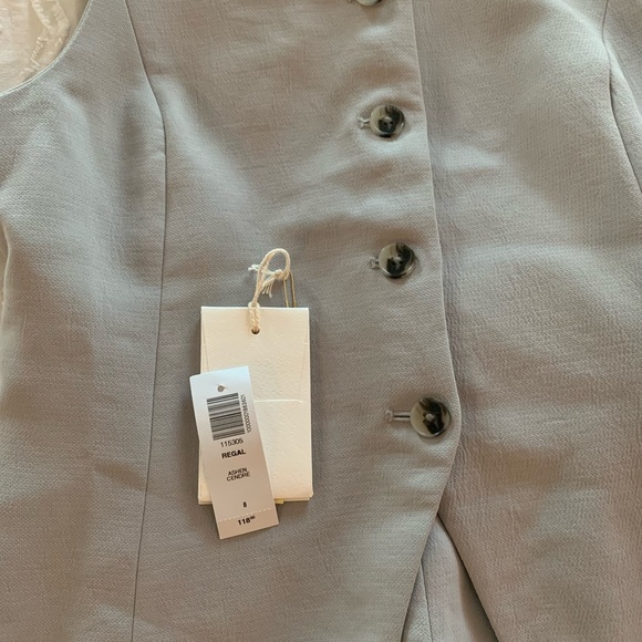 Aritzia Regal Vest Size 8 - Picture 5 of 6